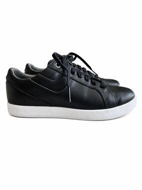 FootJoy FJ Links Leather Spikeless Golf Shoes Black White Women’s 7.5